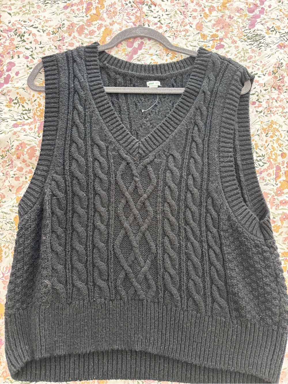 aerie Charcoal Gray Cable Knit Sweater Vest